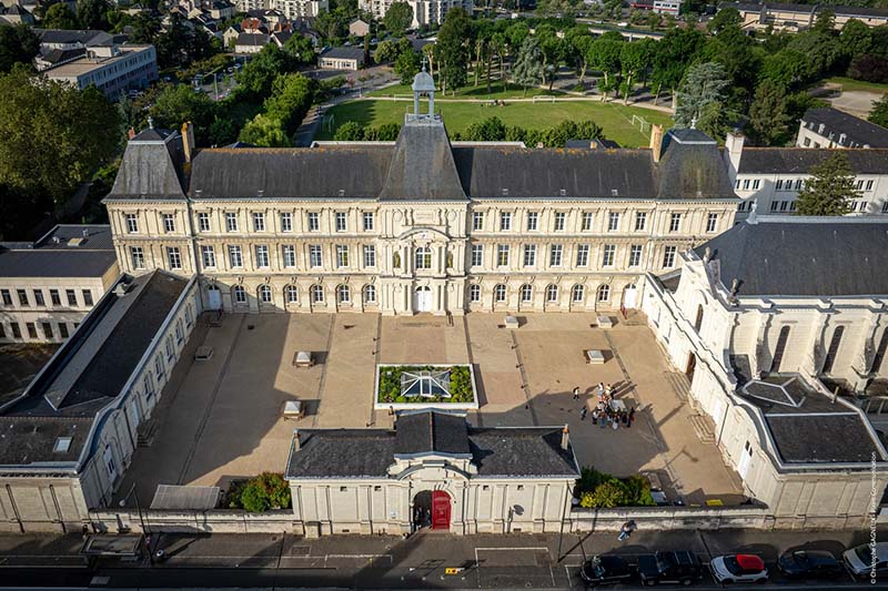 圣路易高中校园景观 24