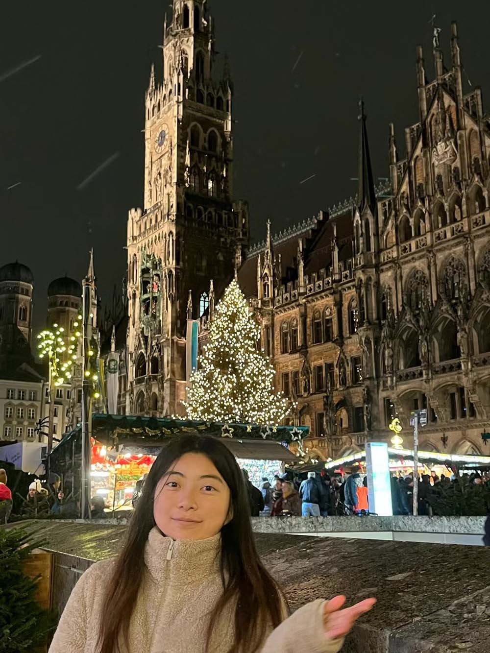 WENXIN 在巴黎文化活动中的记录瞬间