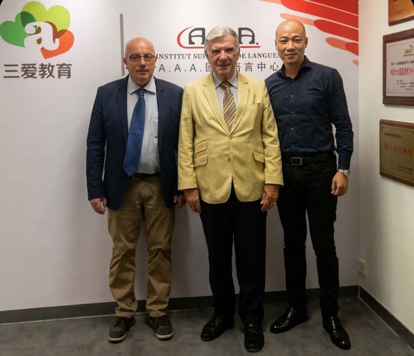 德·鲁塞先生来访